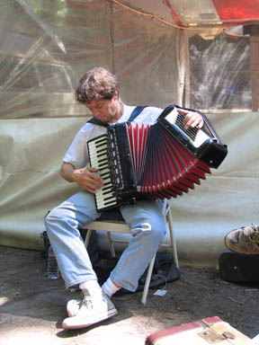 DanNewtonAccordion